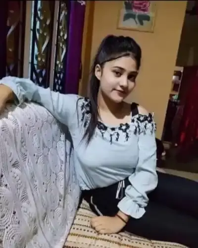 Call Girls Service in Juhu